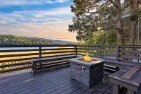 Viewtopia by Avantstay Lakefront Views + Hot Tub