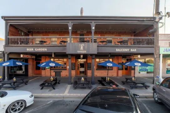 Terminus Hotel Yarrawonga