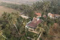 อม่า สเตย์ แอนด์ เทรลส์ อัสซา 360, กัว - รีสอร์ท