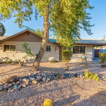 Sunset ASU Private Pool Updated Kitchen Baths