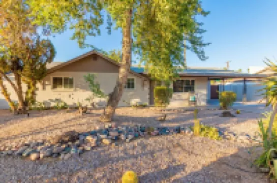 ซันเซ็ต เอเอสยู ไพรเวท พูล อัพเดท คิทเช่น บาธส์