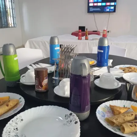 Naap Hotel & Guest House