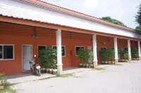 Iyara Resort Hotel di Wang Phai