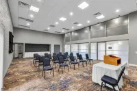 Eastlake Suites Hotel & Conference Center by OYO Urbana Hotels in Cunningham Township