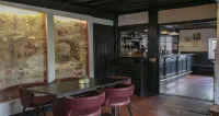 The Olde Bell, BW Signature Collection - bar