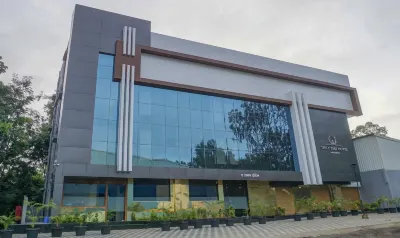 Treebo the Utsav, Nashik Các khách sạn gần Green House