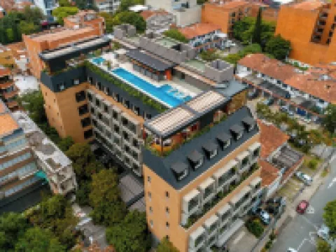 Landmark Hotel 鄰近Parque El Poblado的酒店