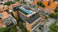 Landmark Hotel Hotel di 