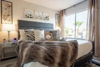 7BR Paradise w/ HEATED Pool/Game Room/Hot Tub