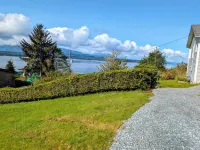Cliff Haven on the Bay Hotels in Alert Bay