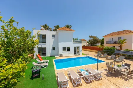 Ayia Napa Marina Vibes