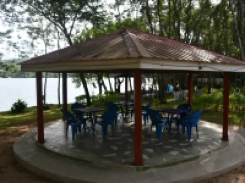 Raffin Royal Lodge Hotels in Asuogyaman