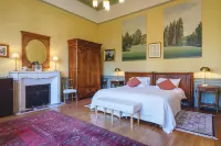 Château la Comtesse de Loire & Spa Hotel di Chenehutte-Treves-Cunault