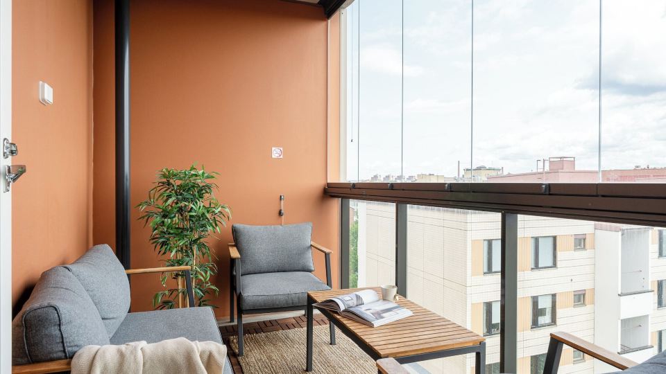 Stunning Views 1Br Home with Sauna and Balcony