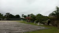 LITORAL OF PARANA QUITINETE WITH AIR - Free Wi Fi fiber optic. Hotels in 