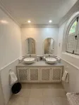 Private fully air-conditioned Villa. Perfect couples getaway! Hotels in 
