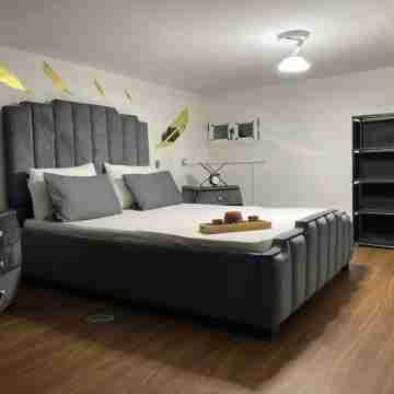 Duplex Dans une Maison Rooms