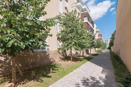 Chez Léon - Métro, Bus, Double box, 6 People Отели рядом с достопримечательностью «Университет Клод Бернар Лион 1»