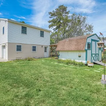 Chincoteague Island Creekside Cottage