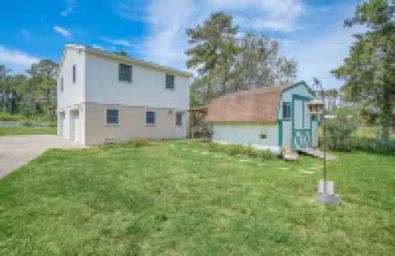 Chincoteague Island Creekside Cottage