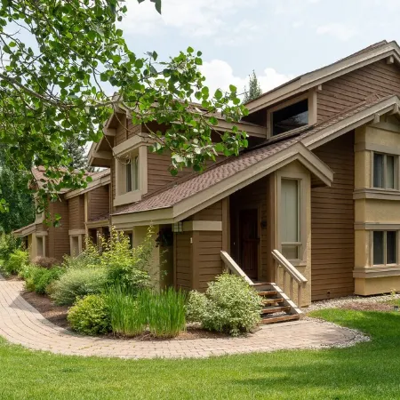 Luxury 3 bedroom + loft located on Dollar mountain in Elkhorn w/ pool & hot tub