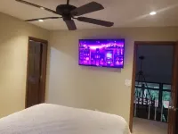 panoramic views, large hot tub / jacuzzi, cozy 카터 오크 크로싱 주변 호텔