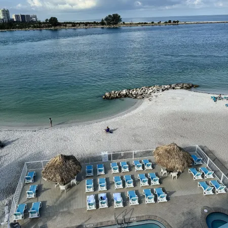 Gulfview Hotel - on the Beach