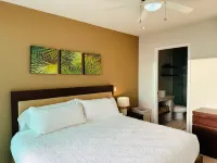 Luxury beach condo in Aria Ocean Hotel di 