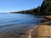 Walk to Lake! Dazzling Chalet - 3+Bd 2.5ba 2100sf - Heart of the West  Shore - Chalets