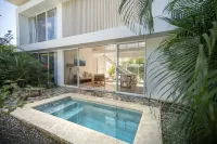 Brand New Luxury Beach Villa 5 min walking distance to Pelada beach