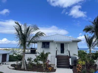 Charming “Poker Face” has Phenomenal Views & Dock Hotels in 