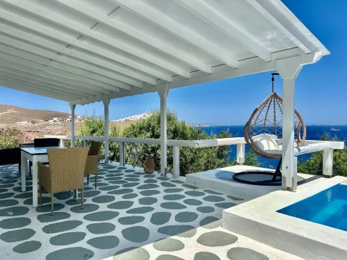 Siesta Villas Cycladic Elegance with Castle View - 4-Star