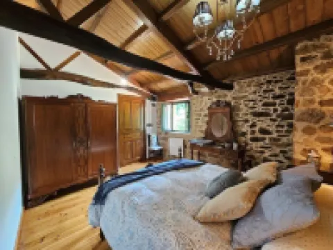 A Casa dos Avós - House with swimming pool, barbecue in the middle of nature in A Coruña. Hotels in Comarca de Betanzos