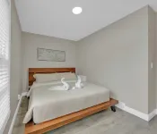 Luxury Escape for Professionals with high speed WiFi.