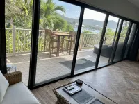 Renovated Amazing Waterfront Escape: Balcony, Paradise At A Great Price! Hotels in Frydendal