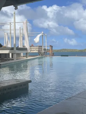 Luxurious Bay View One Bed luxury Villa Ξενοδοχεία στην πόλη 