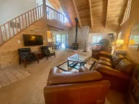 Ebbetts Pass Getaway - Awesome Easy Access Large Mountain Cabin - Feriehus