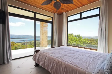 New Modern Home with Best view of Arenal Volcano and Lake Arenal