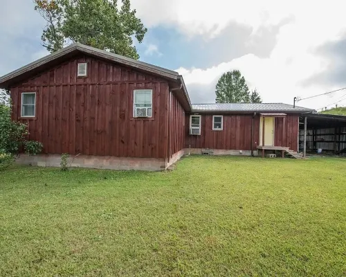 Climb On Inn-RRG- 3BD & 2BA - Outdoor Adventure Paradise- Pet Friendly -Cozy Hotels in Wolfe County