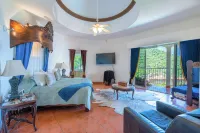 Puerto Vallarta So. Villa 4 bedr Ocean view/Jungle.