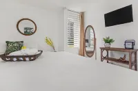 Full-Service Villa [Driver, Chef, Pool, and 1/2 off Tours]