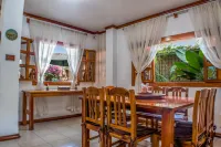 Hostal Macaw - Homestay