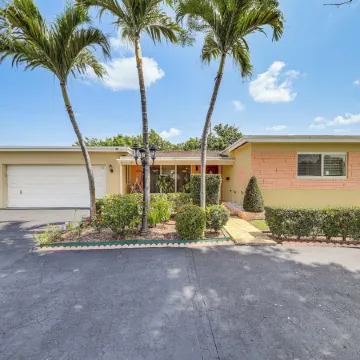 Less Than 4 Mi to Hard Rock Stadium Miramar Home with BBQ!
