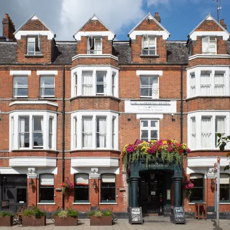 Kew Gardens Hotel Отели рядом с достопримечательностью «Чизвик»