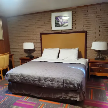 Thunder Bird Motel