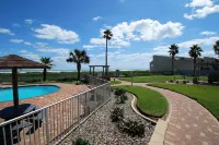 Aquarius Penthouse #2, Dahktari Condo - Sea View