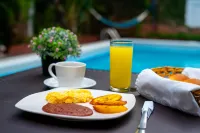 Suites & Apartments San Benito - Zona Rosa - piscine