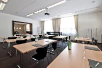 アルバナ ホテル＆ロッジ