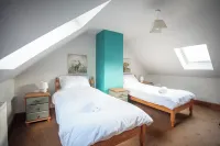 The Old Cart House - Boutique