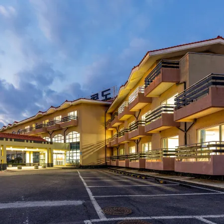 Jeju Tovice Condo (Ocean)